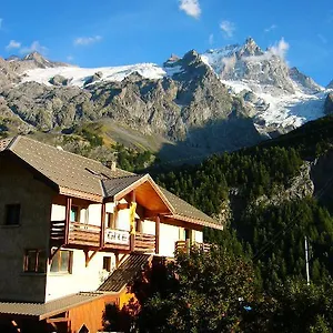 Le Rocher Maison d'hôtes La Grave
